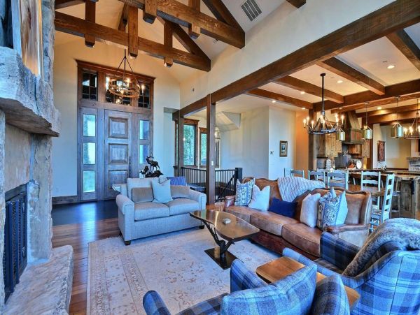 Chic Five Bedroom Vacation Home in Park City Ski In Ski Out