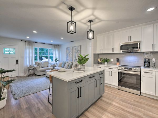 Lovely Sarasota 4 Bedroom Vacation Home Sleeps 8 Guests