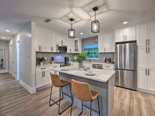 Lovely Sarasota 4 Bedroom Vacation Home Sleeps 8 Guests
