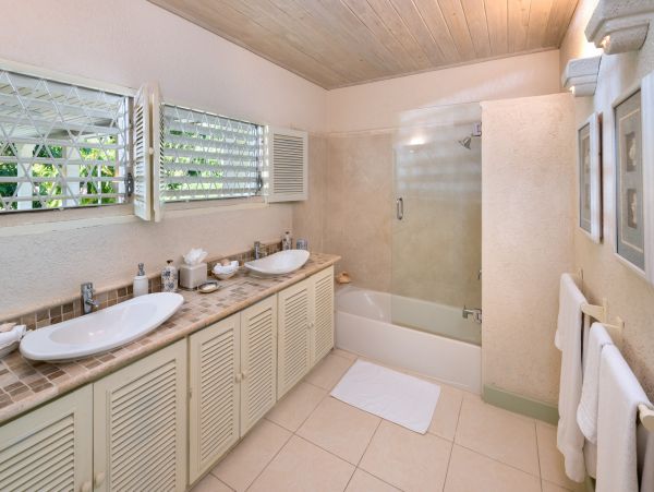 Barbados Home 1004009
