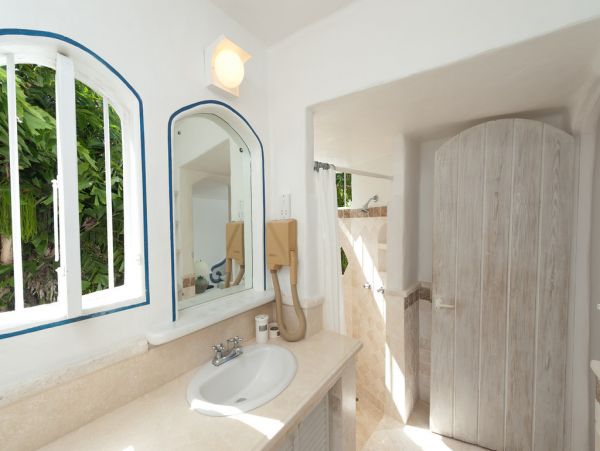 Barbados Home 1004067