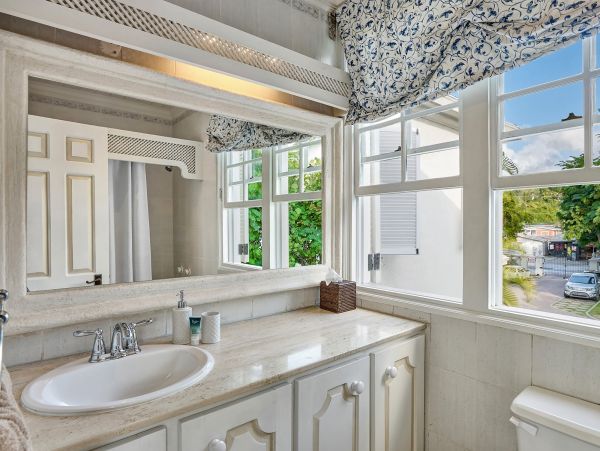 Barbados Home 1004102