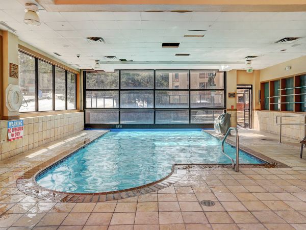 Fabulous Three Bedroom Suite in Breckenridge -Ski in Ski out