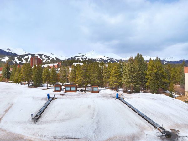 Fabulous Three Bedroom Suite in Breckenridge -Ski in Ski out