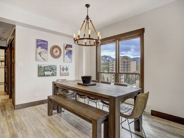 Fabulous Three Bedroom Suite in Breckenridge -Ski in Ski out