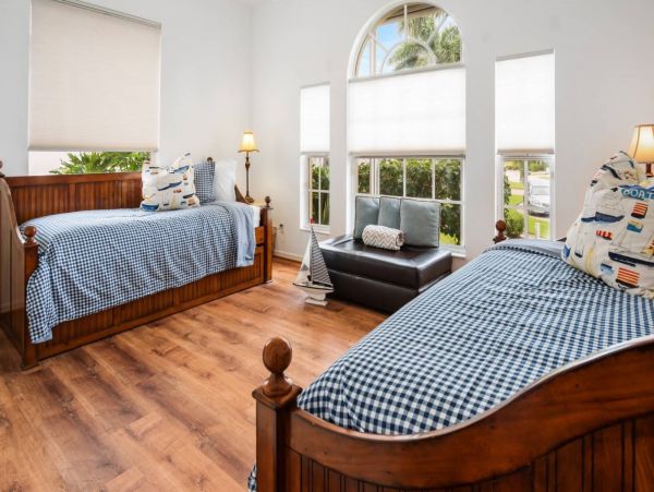 Vacation Home Marco Island With Boat Dock & Pool Sleeps 10