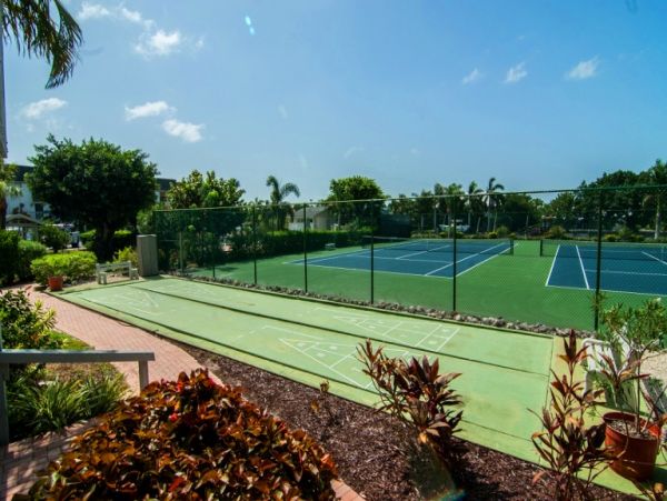 Bay Front Vacation Condo in Sanibel Sleeps 4