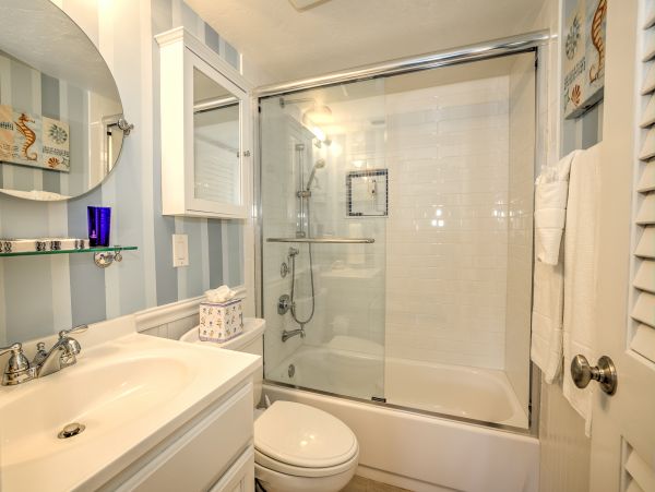 Bay Front Vacation Condo in Sanibel Sleeps 4