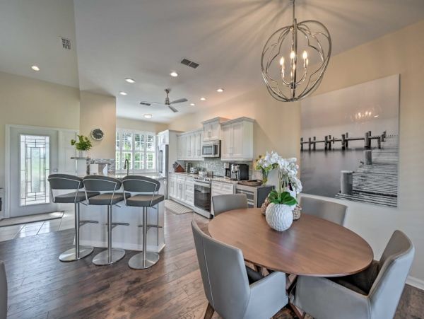 Golf Course View Three Bedroom Vacation Home in Naples