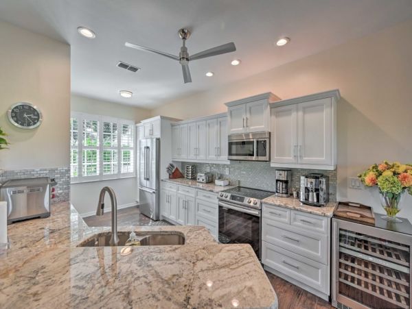 Golf Course View Three Bedroom Vacation Home in Naples