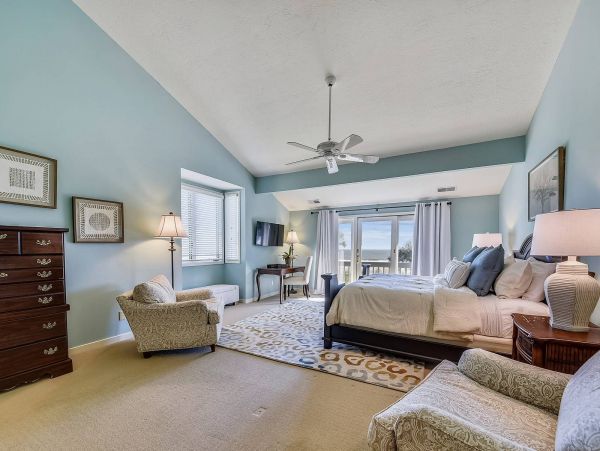 Oceanfront Vacation Home In Hilton Head 6 Bedrooms Sleeps 12