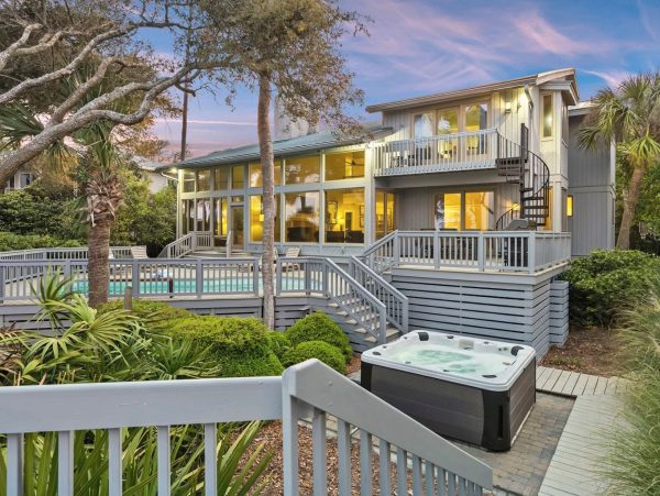 Oceanfront Six-Bedroom Home With Private Pool in Hilton Head