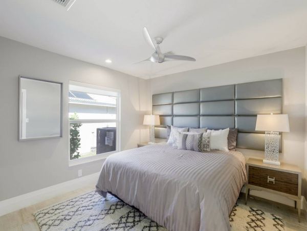 Walk to Beach Marco Island Vacation Home Sleeps Eight Guests