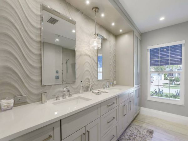 Walk to Beach Marco Island Vacation Home Sleeps Eight Guests
