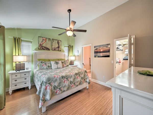 A Rare Walk to the Beach Vacation Rental Home Marco Island