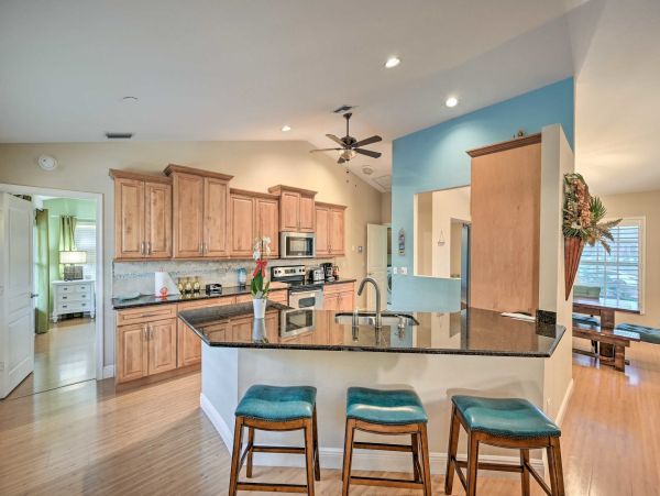 A Rare Walk to the Beach Vacation Rental Home Marco Island