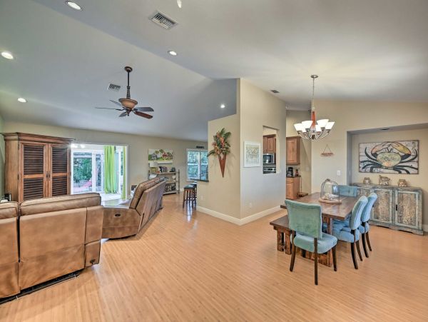 A Rare Walk to the Beach Vacation Rental Home Marco Island