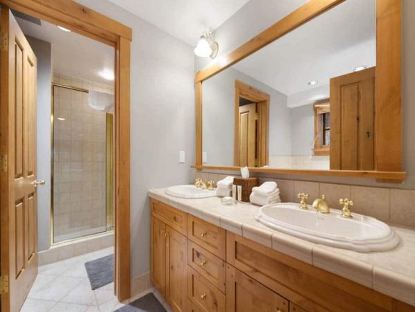 Beaver Creek Vacation Villa - Ski in Ski out
