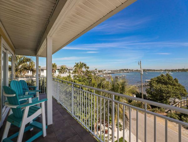 Bradenton Beach Luxury Vacation Pool Home Sleeps 8 Guests
