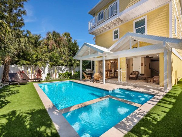 Bradenton Beach Luxury Vacation Pool Home Sleeps 8 Guests