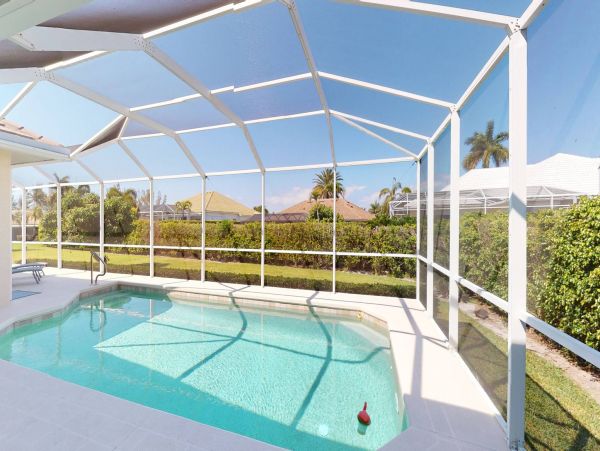Three Bedroom Plus Den Luxury Vacation Home in Marco Island