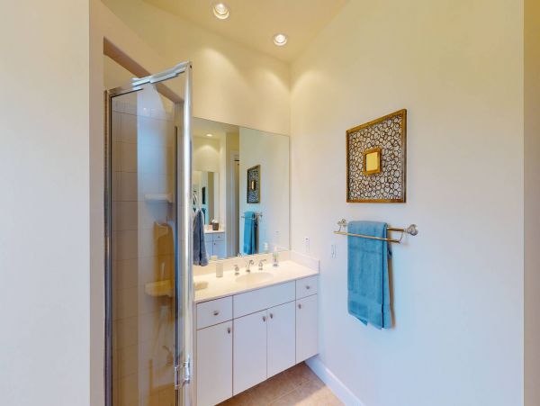 Three Bedroom Plus Den Luxury Vacation Home in Marco Island