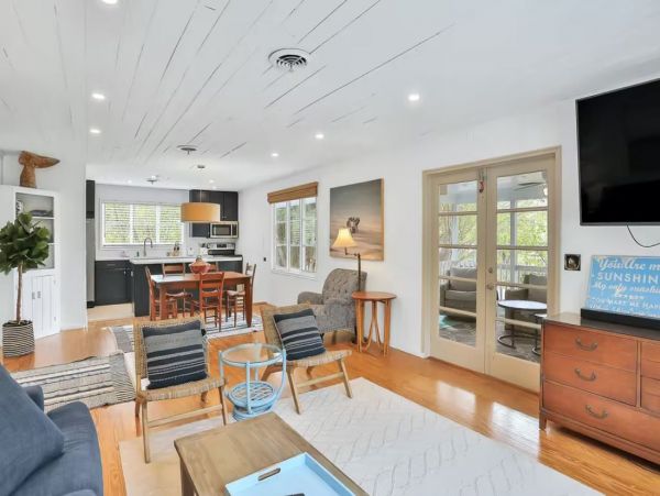 Holmes Beach Vacation Home with Private Pool 3 Bedrooms