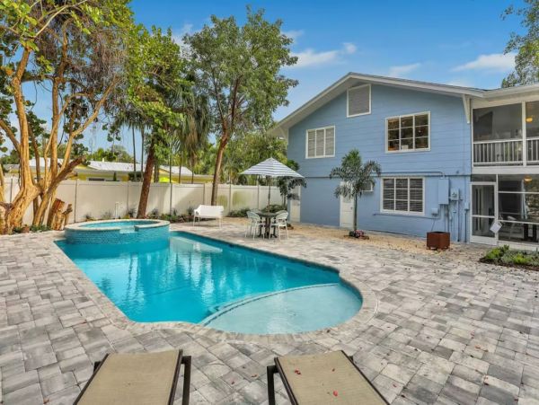 Holmes Beach Vacation Home with Private Pool 3 Bedrooms