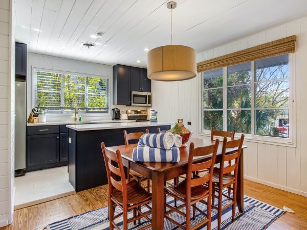 Holmes Beach Vacation Home with Private Pool 3 Bedrooms