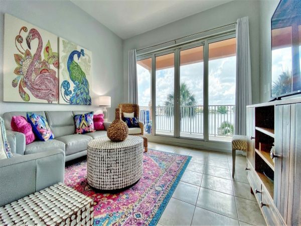 Clearwater Vacation Condo Three bedrooms Gulf Views Sleeps 8