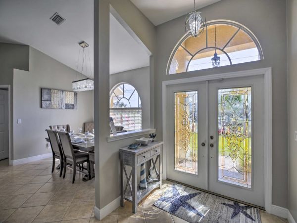Cape Coral Vacation Home With Private Pool Sleeps 11 Guests
