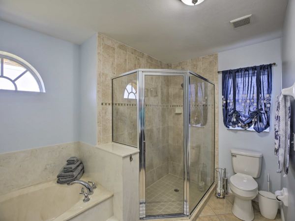 Cape Coral Vacation Home With Private Pool Sleeps 11 Guests
