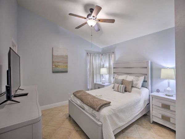 Cape Coral Vacation Home With Private Pool Sleeps 11 Guests