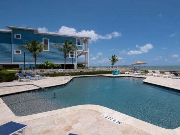 Four Bedroom Oceanfront Home in Islamorada Sleeps 8 Guests