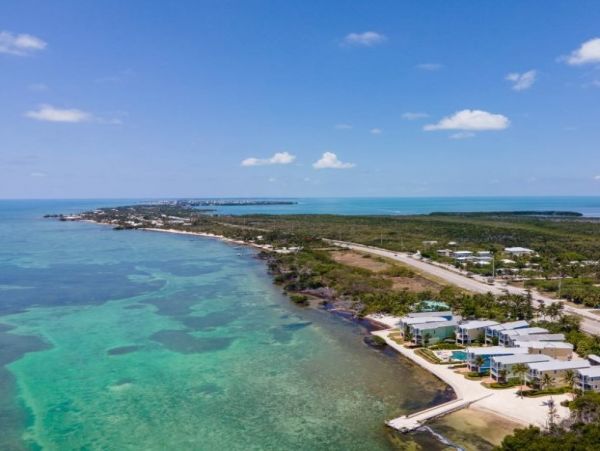 Four Bedroom Oceanfront Home in Islamorada Sleeps 8 Guests