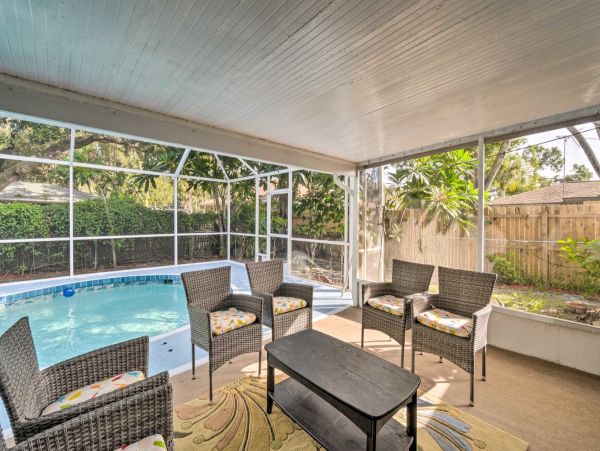 Venice Vacation Home with Pool & SPA - Close to Beach