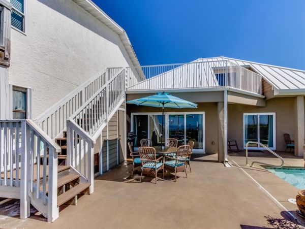 Beautiful Panama City Vacation Home just Steps from Beach