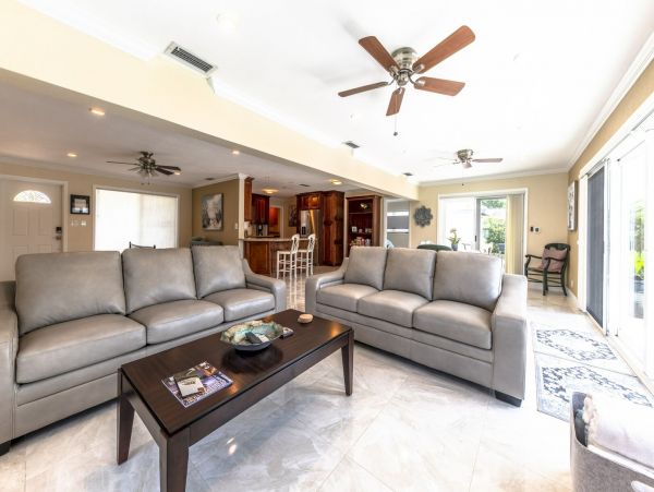 Beautiful Pompano Beach Vacation Home with Private Pool