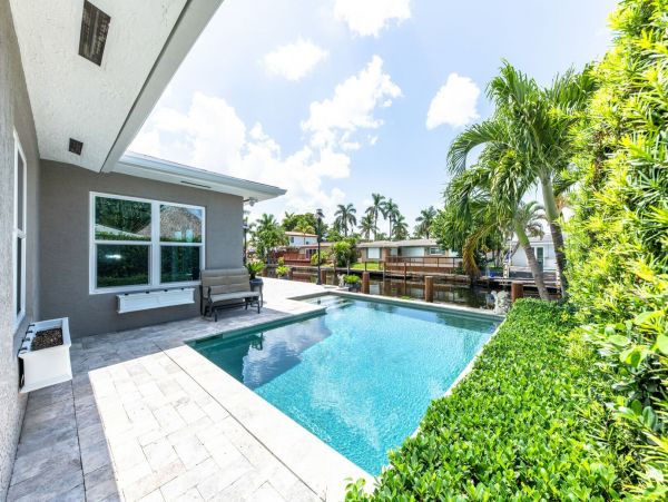 Beautiful Pompano Beach Vacation Home with Private Pool