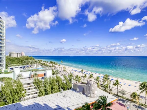 Beautiful Fort Lauderdale Vacation Condo with Ocean Views