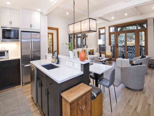 Bachelor Gulch Three Bedroom Penthouse Ski in/Ski out