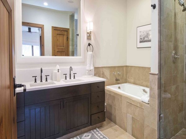 Bachelor Gulch Three Bedroom Penthouse Ski in/Ski out
