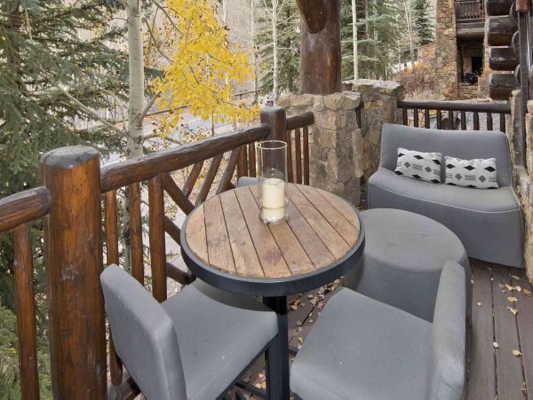 Bachelor Gulch Three Bedroom Penthouse Ski in/Ski out