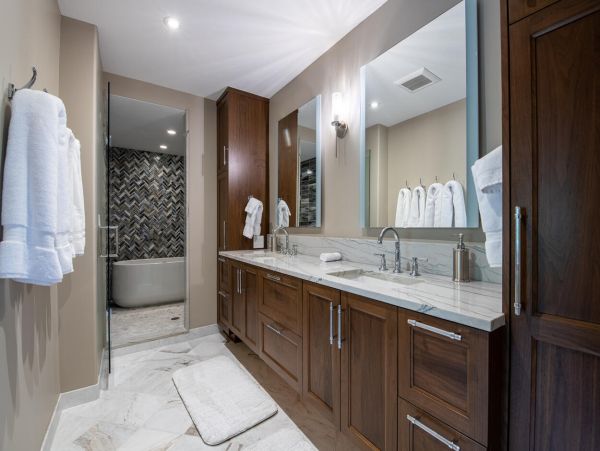 3 plus Den Townhome ski in ski out near Village