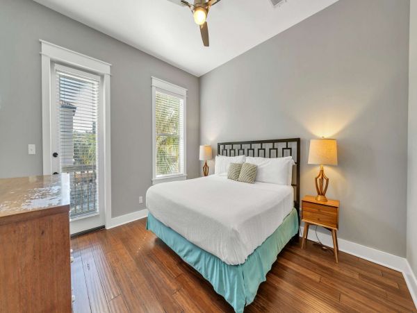 Miramar Beach Vacation Rentals - Emerald Coast Luxury Homes with Pool & Game Room