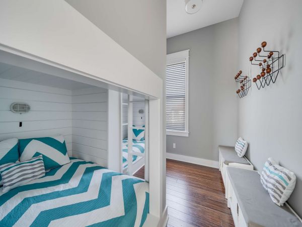 Miramar Beach Vacation Rentals - Emerald Coast Luxury Homes with Pool & Game Room
