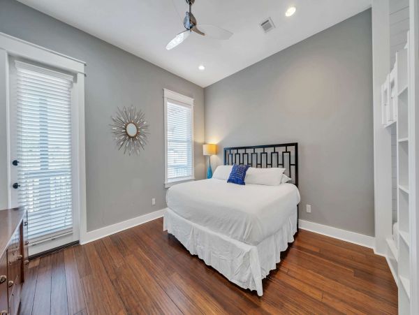 Miramar Beach Vacation Rentals - Emerald Coast Luxury Homes with Pool & Game Room