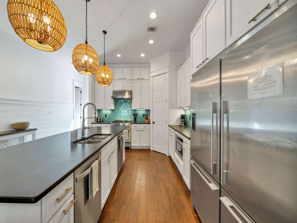Miramar Beach Vacation Rentals - Emerald Coast Luxury Homes with Pool & Game Room