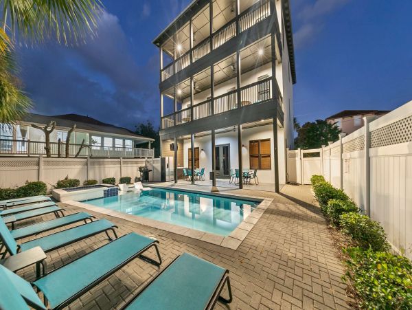 Miramar Beach Vacation Rentals - Emerald Coast Luxury Homes with Pool & Game Room