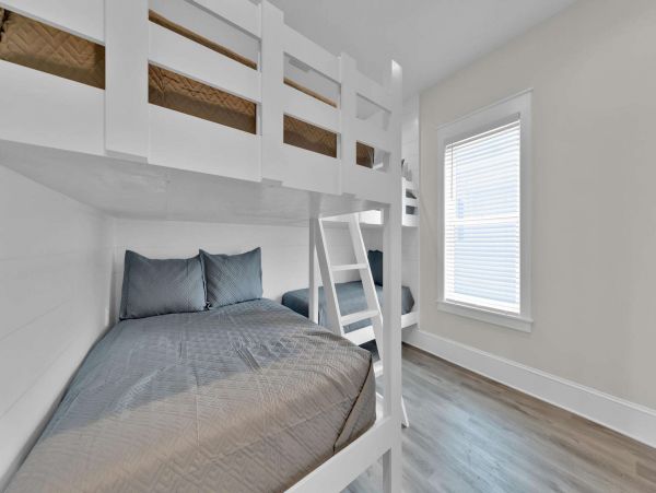 Miramar Ocean View Vacation Home Steps From The Beach